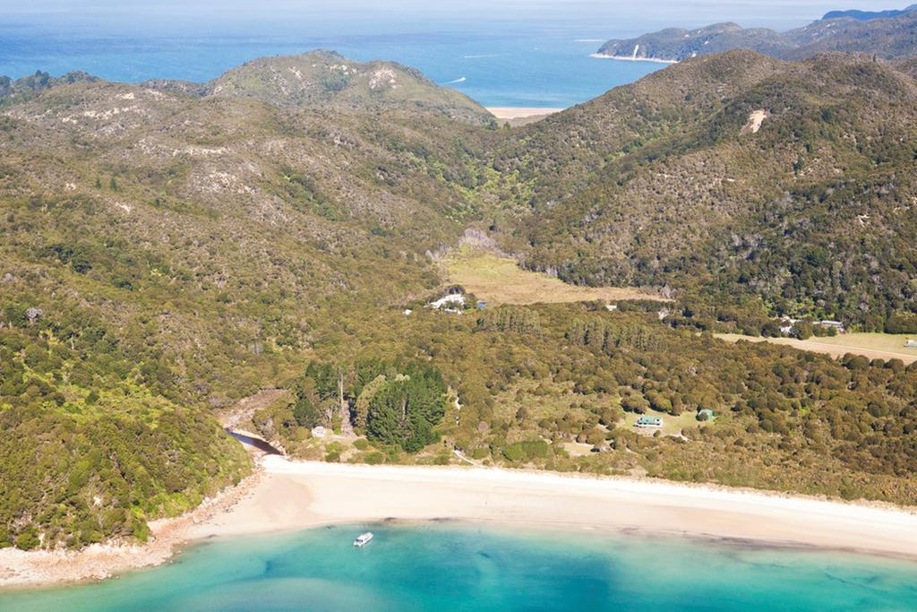 Awaroa Lodge Eksteriør billede